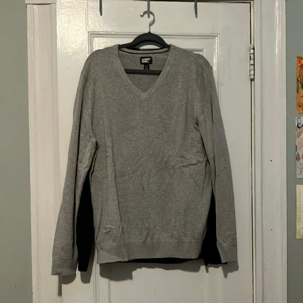 Banana Republic Gray V-Neck Sweater Classic Knit